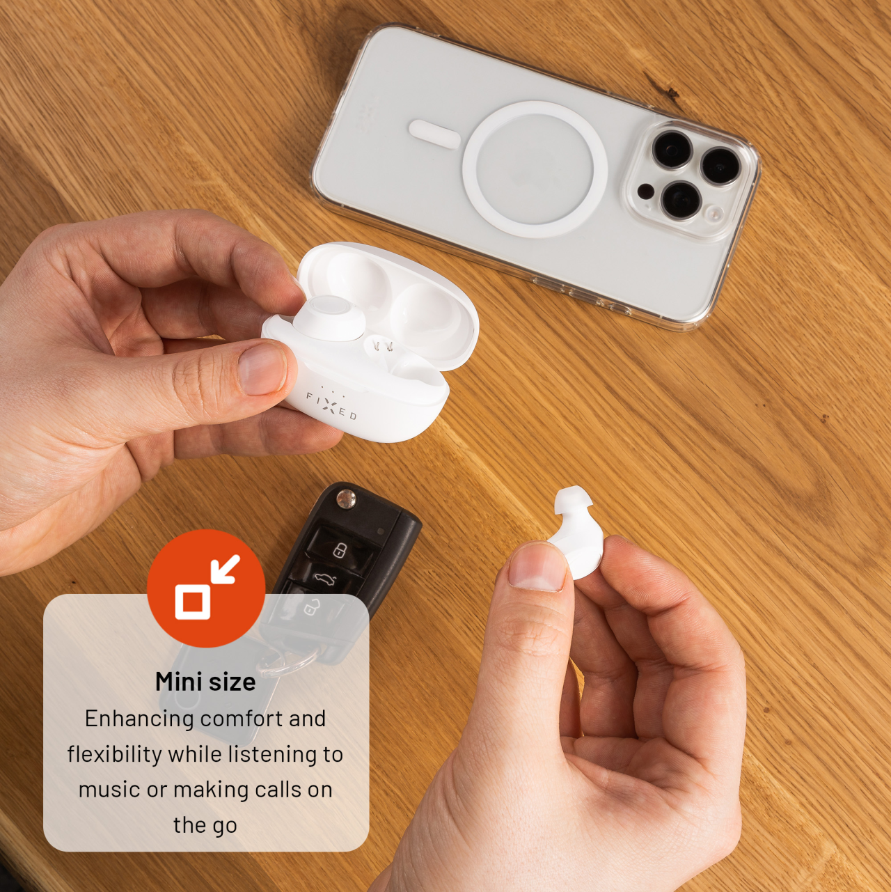 FIXED Bezdrátová TWS sluchátka Buds, bílá