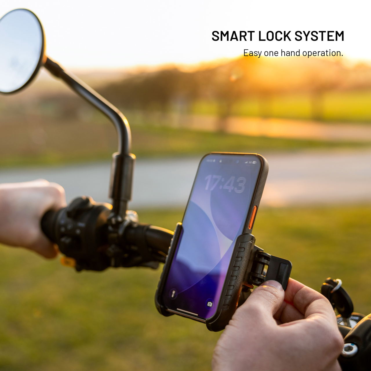 Univerzální držák mobilního telefonu na motorku a kolo FIXED Bikee Anti-Shock s antivibračním modulem, černý