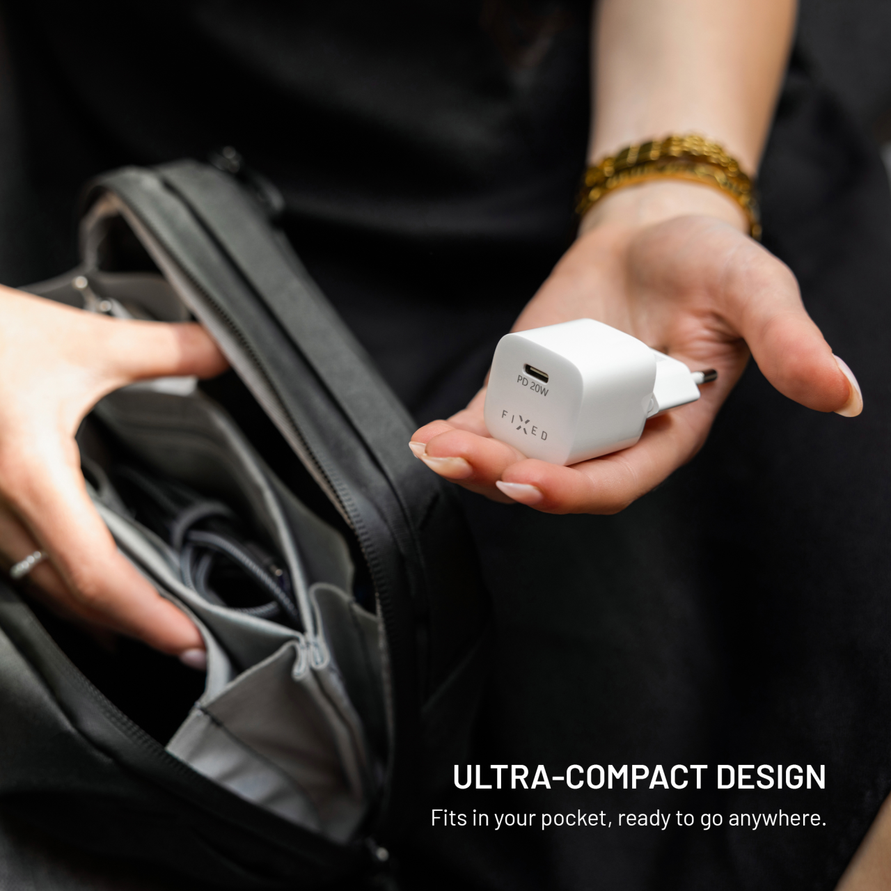 Síťová nabíječka FIXED Mini s USB-C výstupem a podporou PD, 20W, bílá