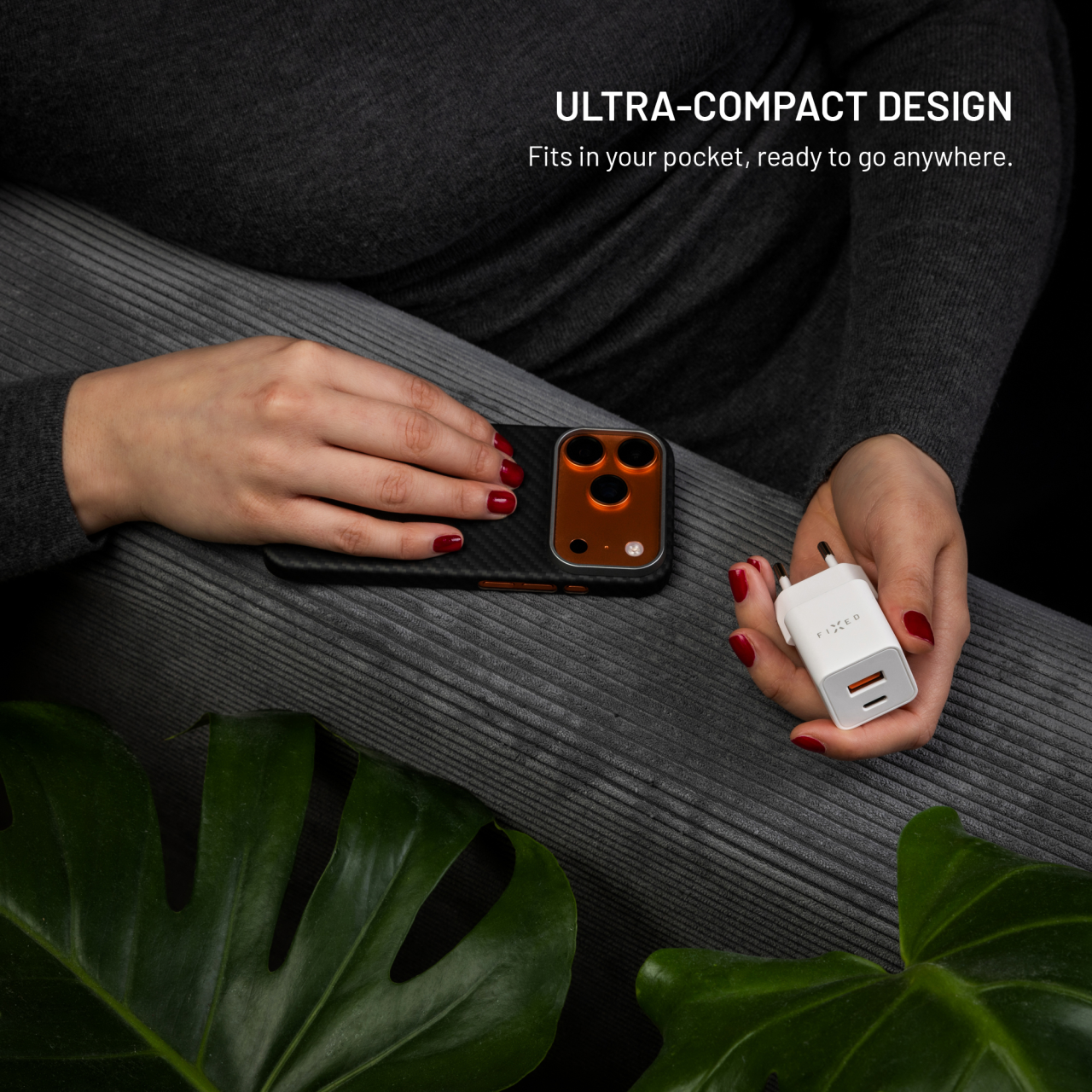 GaN nabíječka do sítě 30W s USB-C a USB výstupem a podporou PD - Fixed Mini, bílá