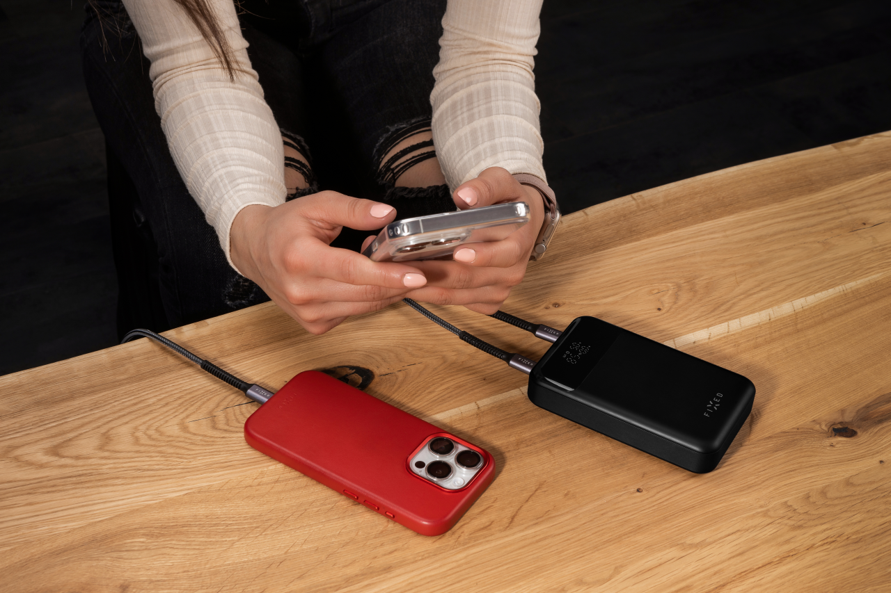 FIXED Dlouhý nabíjecí a datový odolný kabel Armor s konektory USB-C/USB-C a podporou PD, 2m, USB 2.0, 240W, šedý