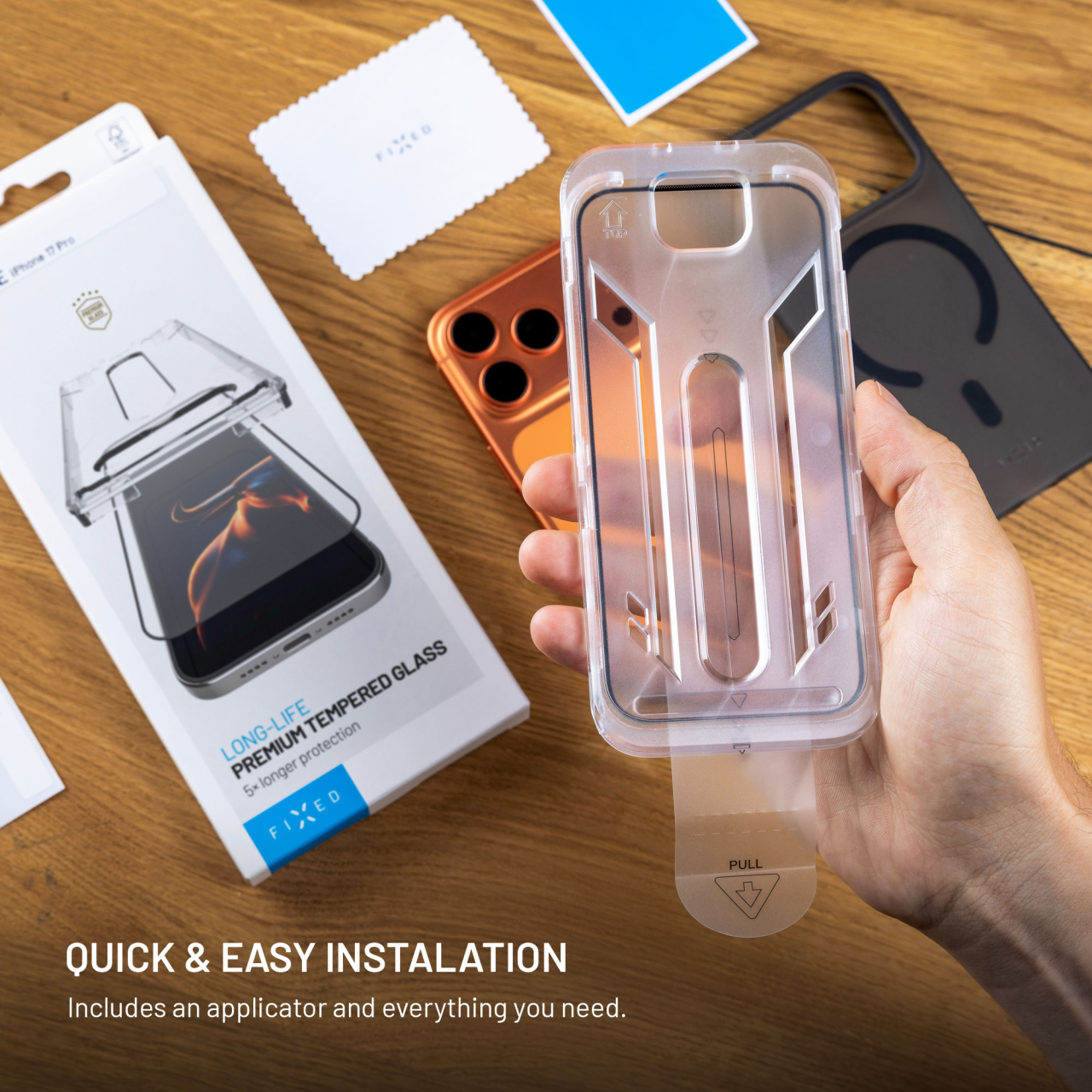 Ultra odolné tvrzené sklo na mobil Apple iPhone 18 Pro/17 Pro - Fixed Long-Life, s aplikátorem, černý rámeček