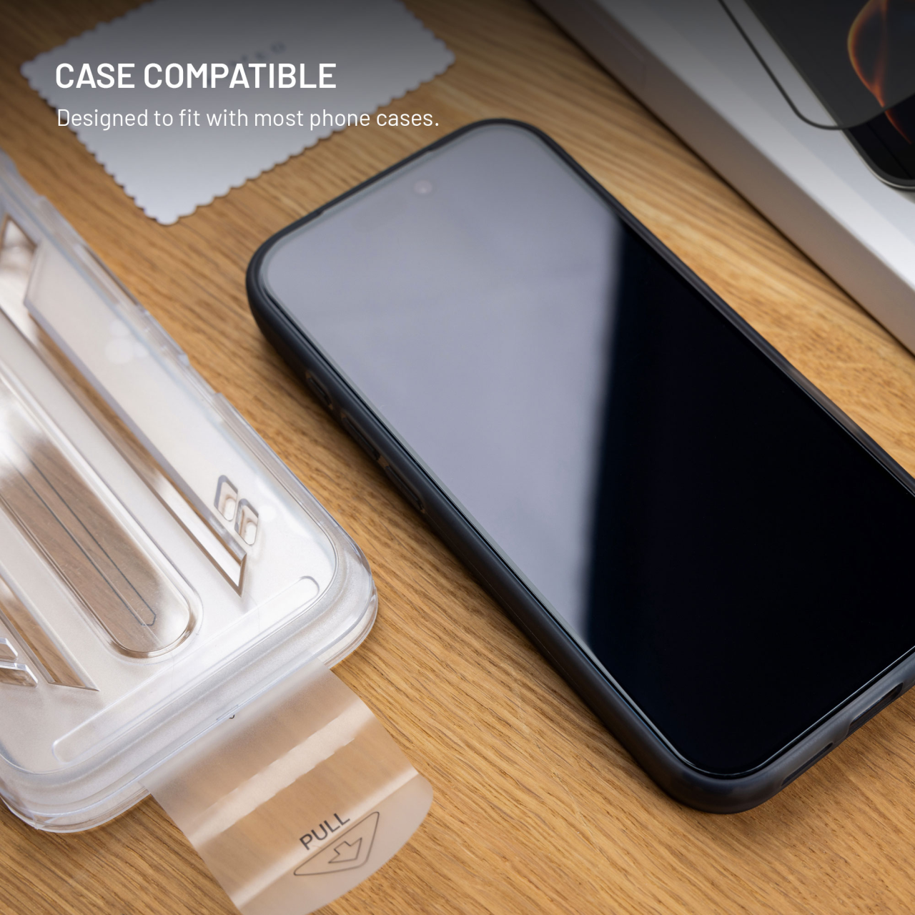 Ultra odolné tvrzené sklo na mobil Apple iPhone 18 Pro Max - Fixed Armor Long-Life, s aplikátorem, černý rámeček