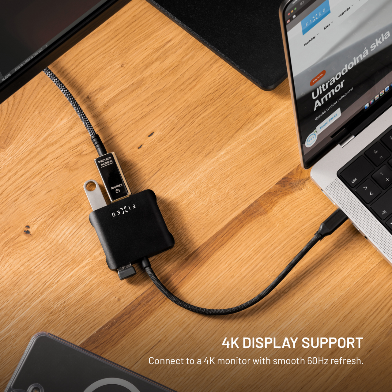 5-portový hliníkový USB-C FIXED HUB Quadri, pro notebooky, 140W, PD 3.1, vesmírně černá