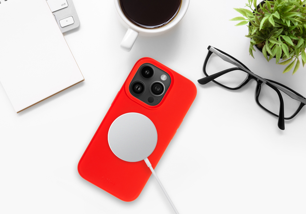 FIXED Kožený zadní kryt MagLeather s podporou MagSafe pro Apple iPhone 12 Pro, červený