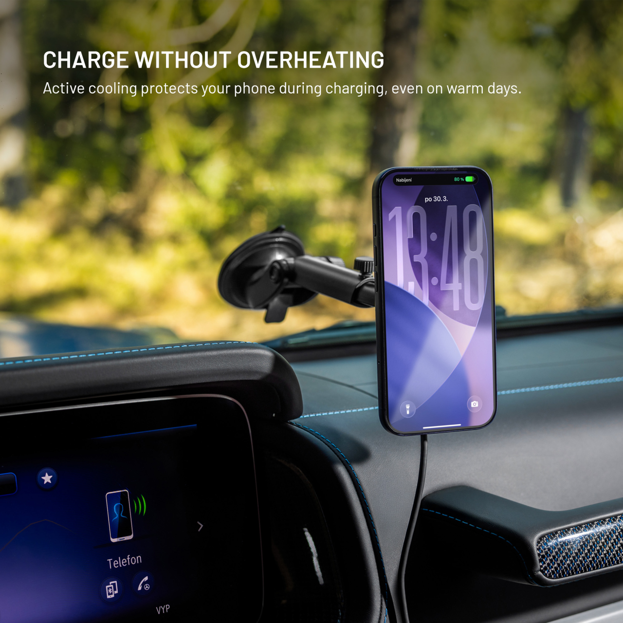 Držák FIXED Držák s bezdrátovým nabíjením a aktivním chlazením MagCool