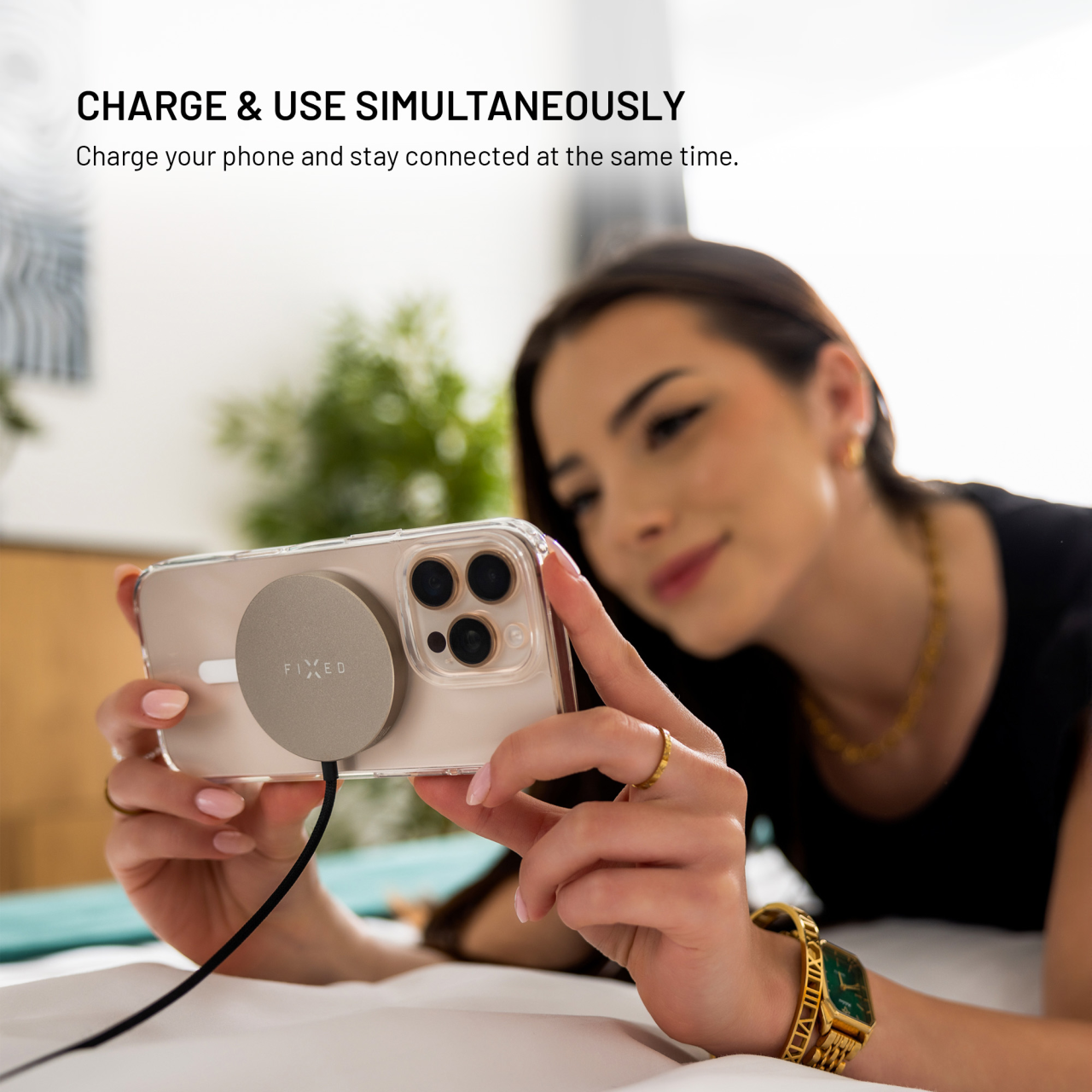Bezdrátová nabíječka 15W s Qi2, podporou MagSafe - Fixed MagPad Slim, titanová