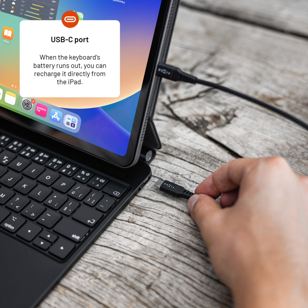 Pouzdro s bezdrátovou klávesnicí pro Apple iPad 10,9" (2022)/iPad 11" (2025), CZ - Fixed Typee, černé