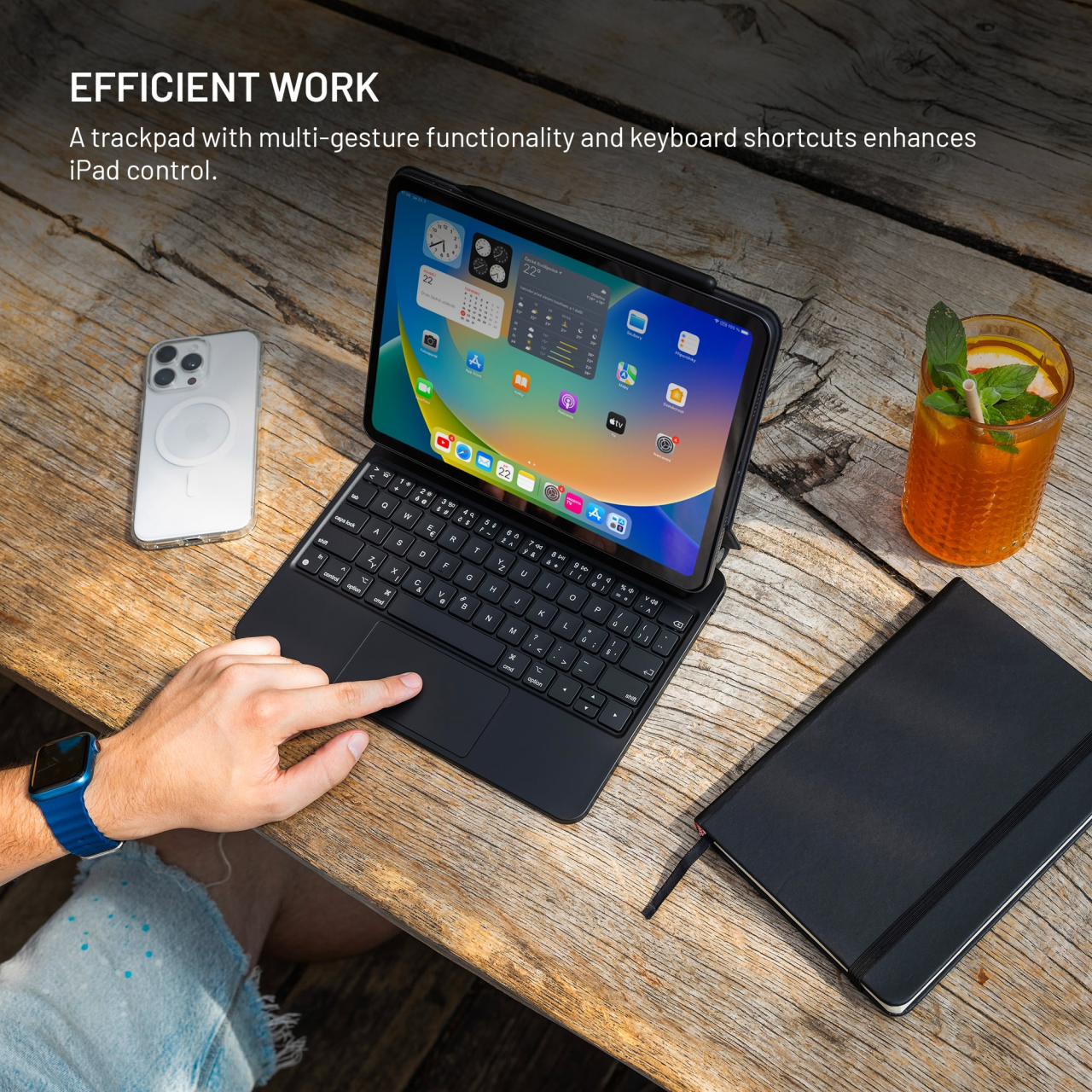 Pouzdro s bezdrátovou klávesnicí pro Apple iPad Pro 12,9" (2018-2022)/iPad Pro 13"/iPad Air 13", CZ - Fixed Typee, černé