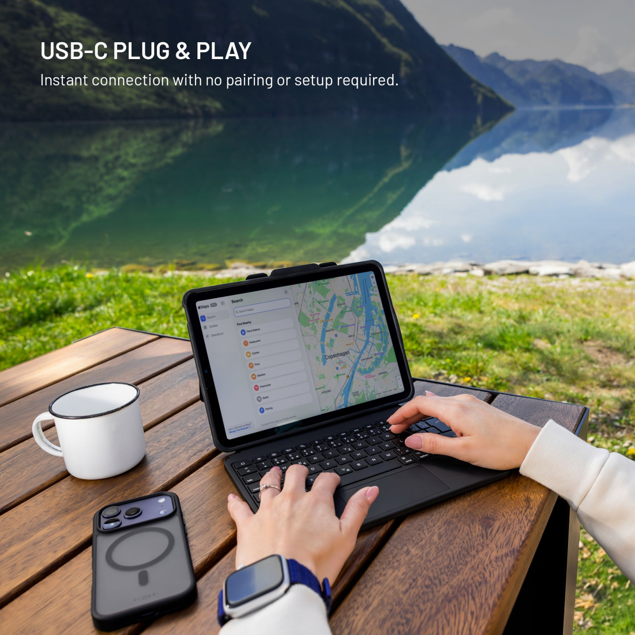 Pouzdro s USB-C klávesnicí pro Apple iPad 10,9" (2022)/iPad 11" (2025), CZ - Fixed Typee Enduro, černé