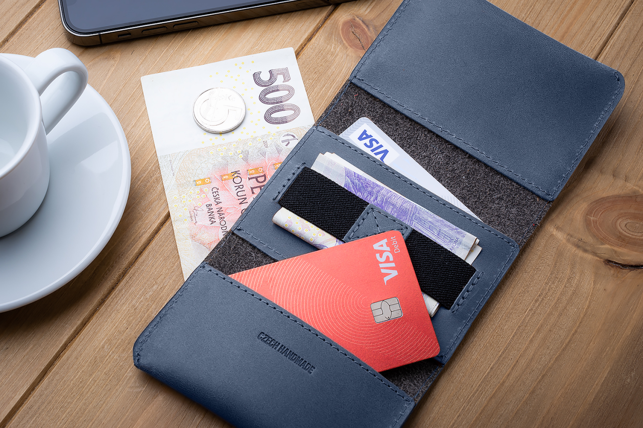 FIXED Kožená peněženka Tripple Wallet z pravé hovězí kůže, modrá
