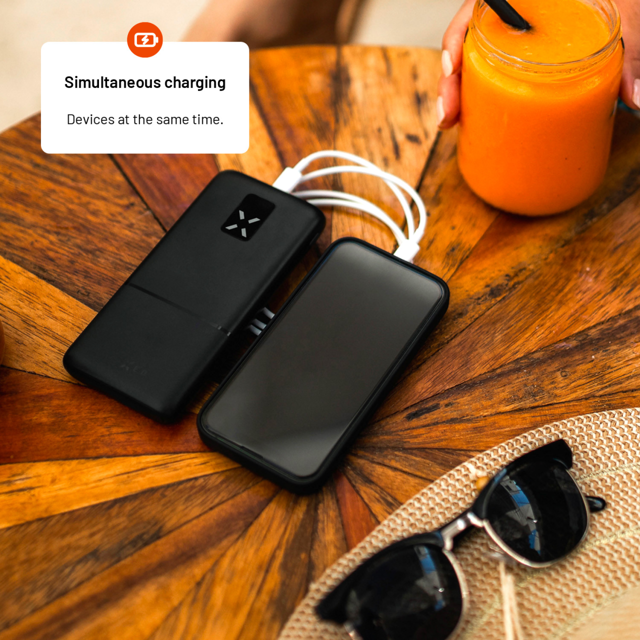 FIXED Powerbanka Zen 10 s LCD displejem a výstupem PD 20W, 10 000 mAh, černá