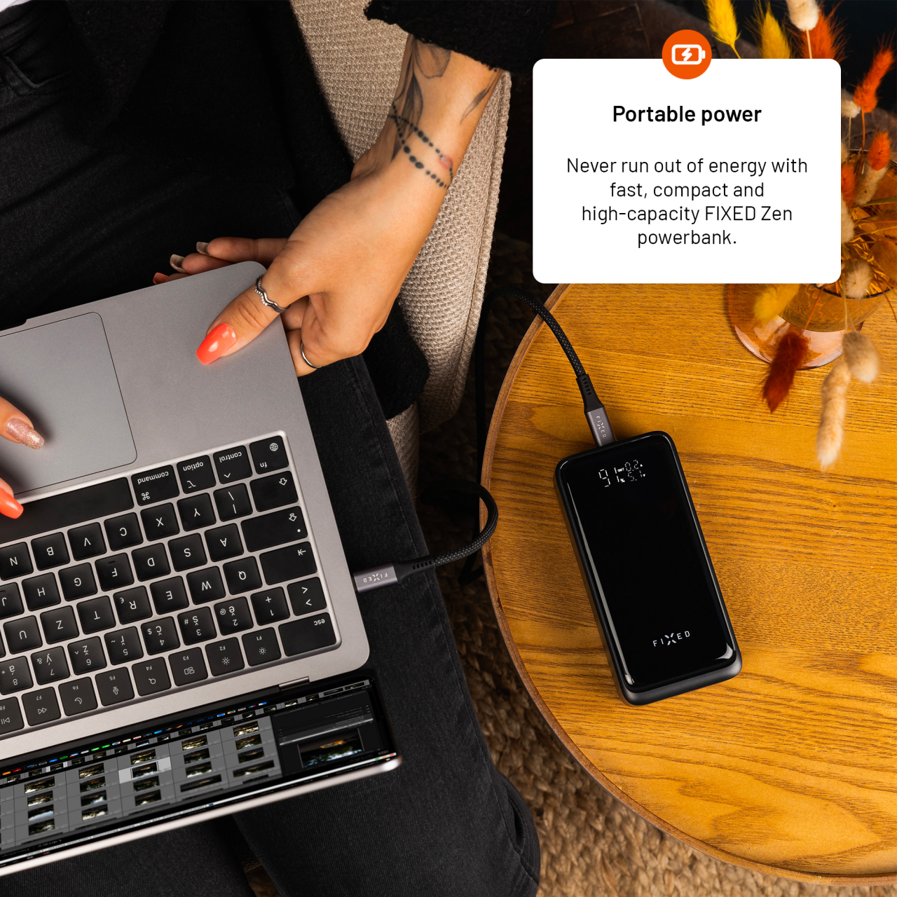 Powerbanka FIXED Zen2 30 Plus s LCD displejem a výstupem PD 65W, 30 000 mAh, černá
